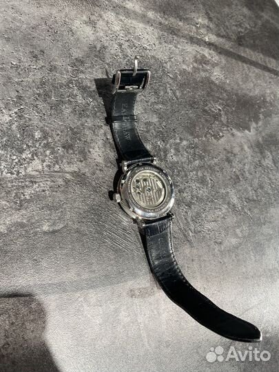 Часы мужские механические