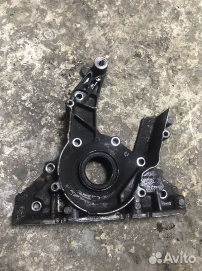 Крышка двс передняя Volkswagen Passat B6