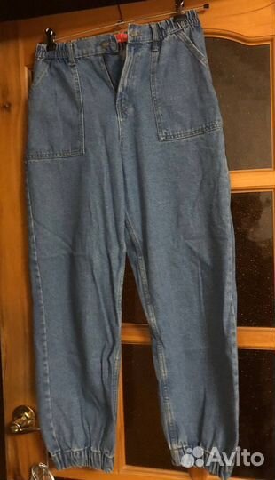 Джинсы