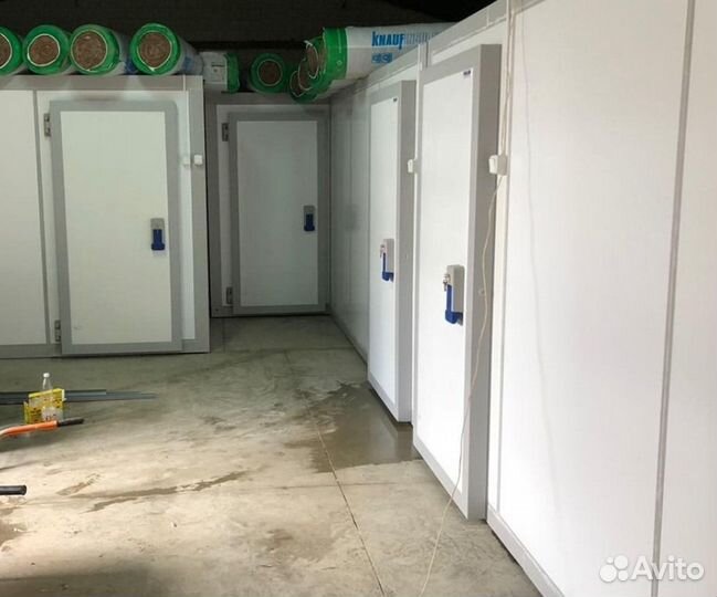 Дверь для холодильной камеры