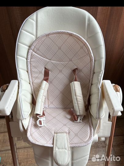 Стульчик для кормления happy baby berny v2