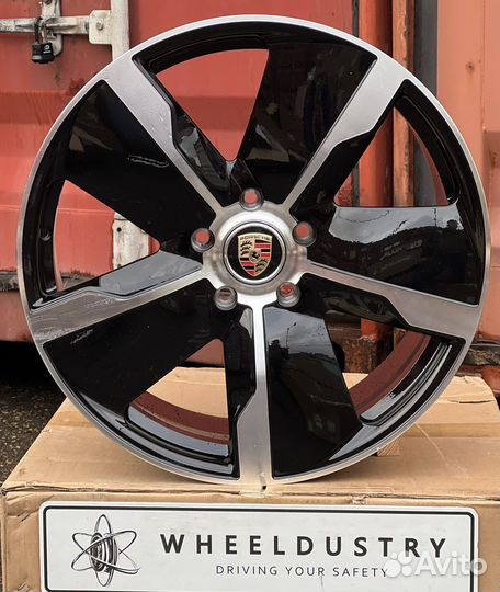 Кованые диски R20 Porsche Taycan Exclusive Black