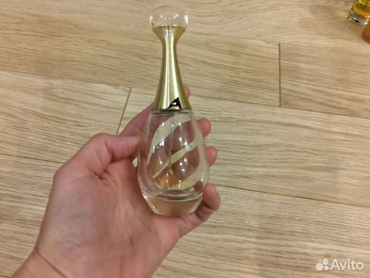 Женская туалетная вода, духи