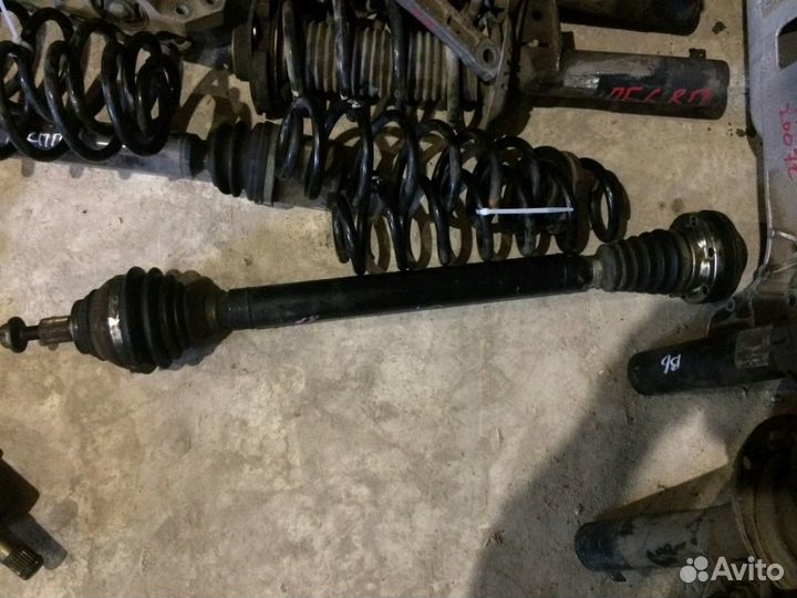 Привод правый гольф 5 джетта А3 1.4 tfsi DSG