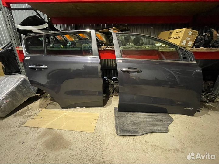 Передняя правая дверь Киа Спортейдж 4 QL