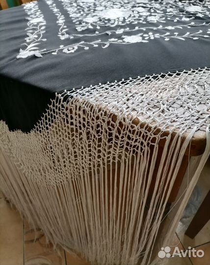 Мантон для фламенко, шаль вышитая, платок