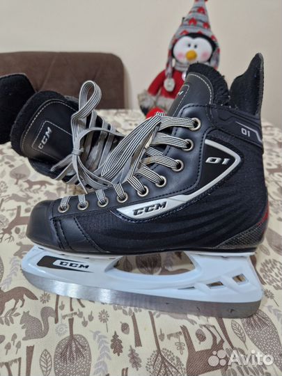 Коньки на мальчика CCM 01, 37 размер