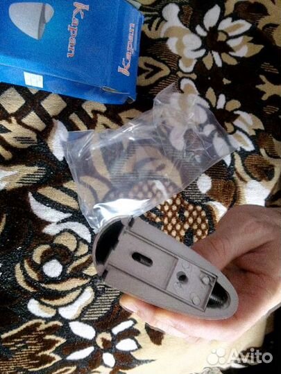 Держатель для полок