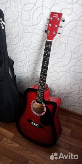 Акустическая гитара