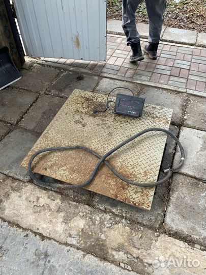 Продаю весы