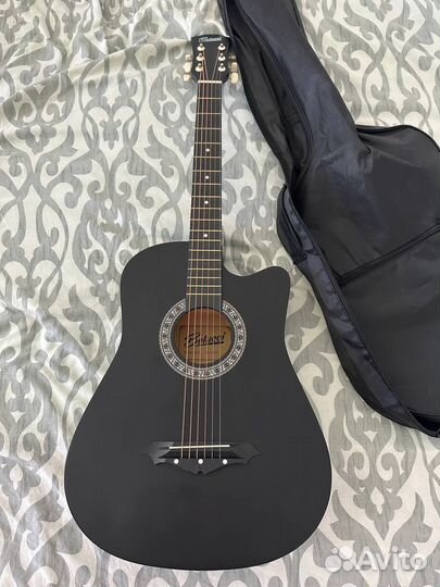 Гитара акустическая