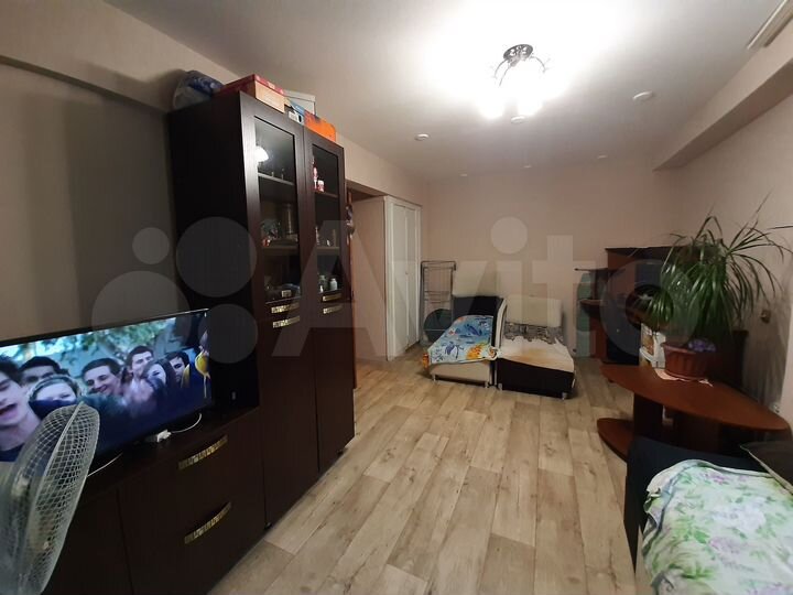 2-к. квартира, 44 м², 2/4 эт.