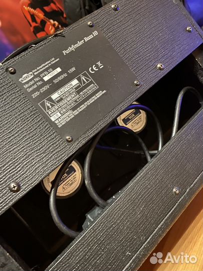 Для бас гитары комбоусилитель VOX 10B