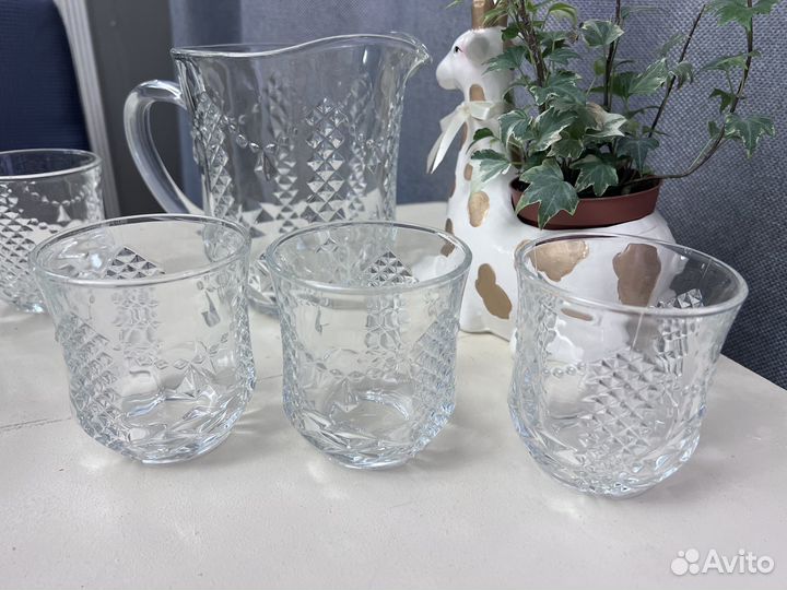 Набор кувшин и стаканы новые