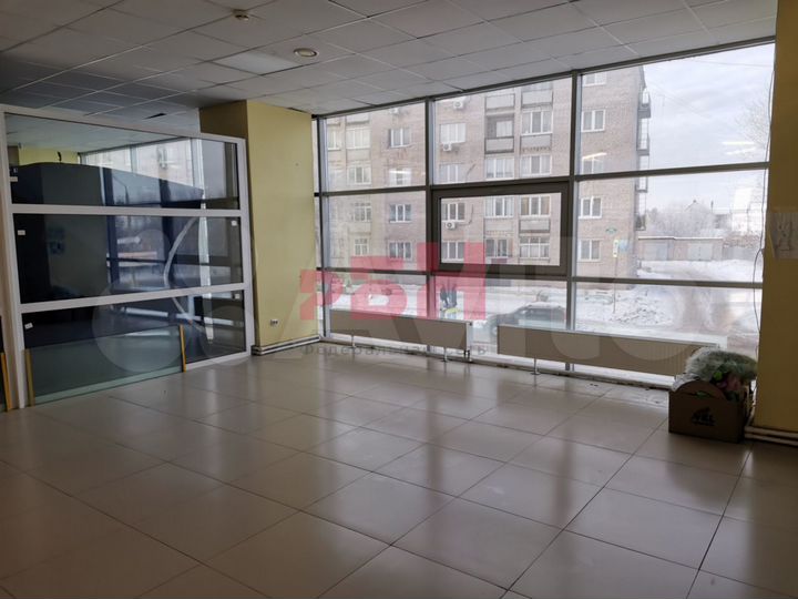 80 кв м в Торговом центре