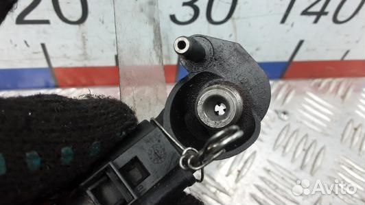 Форсунка дизельная audi Q7 (8AD10AL05)