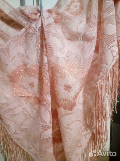 Шаль с люрексом