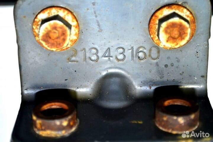 Кронштейн осушителя воздуха volvo FH (01.12)