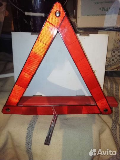 Знак аварийной остановки