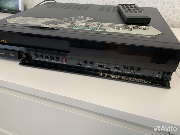 Продаю Видеомагнитофон sharp