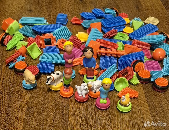 Игольчатый конструктор battat в чемоданчике