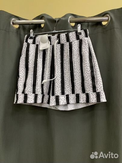 Шорты женские