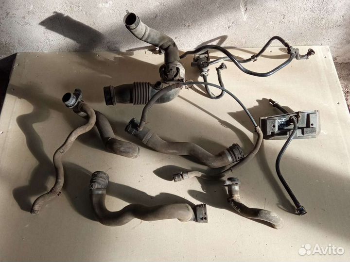 Патрубок BMW X1 e84