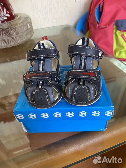 Сандали детские 19 размер