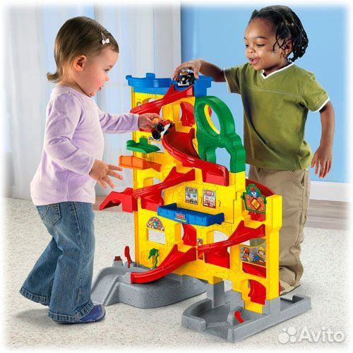 Прокат аренда Автомобильная парковка Fisher Price
