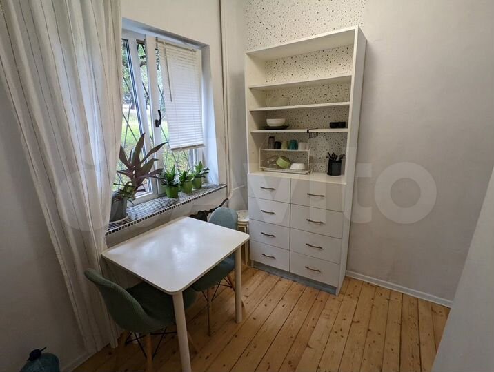 2-к. квартира, 51 м², 1/3 эт.