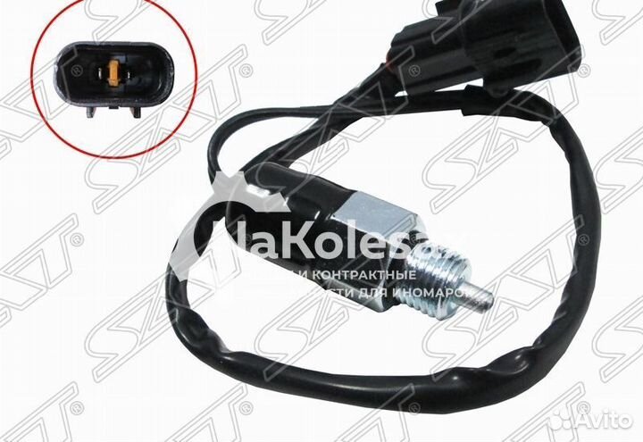 Датчик включения заднего хода mitsubishi pajero 90