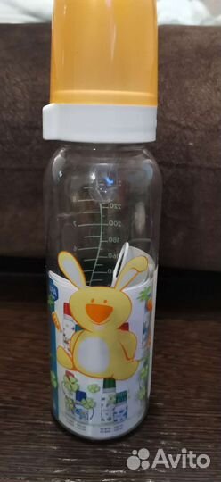 Бутылочки для кормления новые