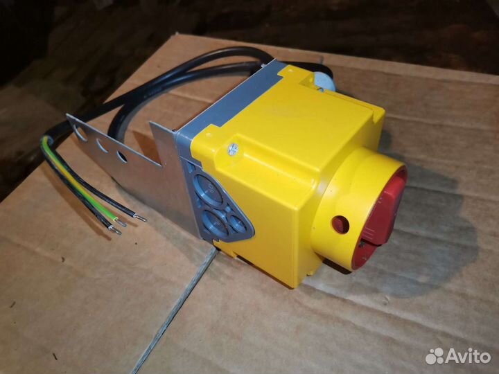 Сетевой выключатель Systemair REV-3P0L/03