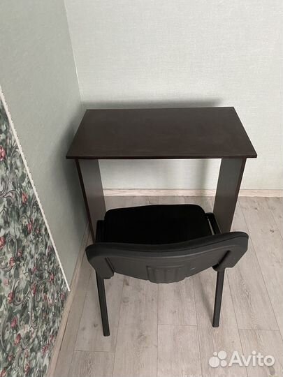 Письменный стол