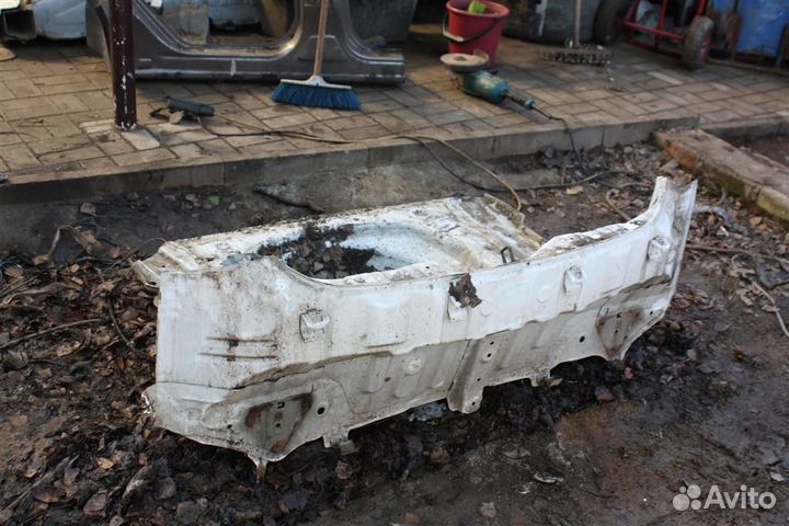 Панель задняя Lifan х50