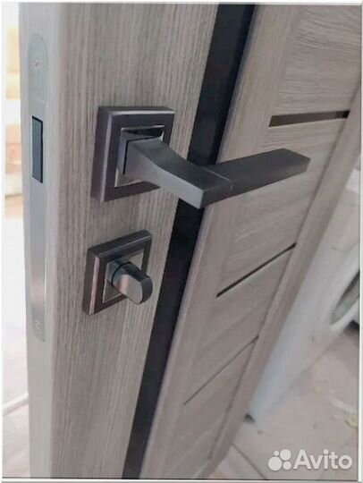 Двери межкомнатные новые