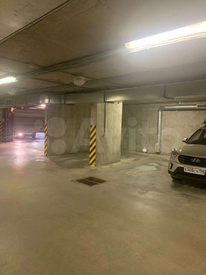 Машиноместо, 21 м²