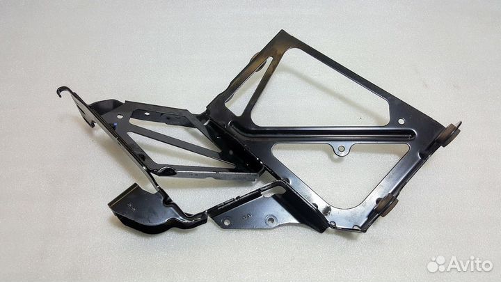 Кронштейн радиатора Audi A6 C7 4G