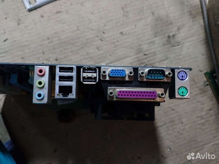 Материнская плата Gygabyte GAG31M-ES2L