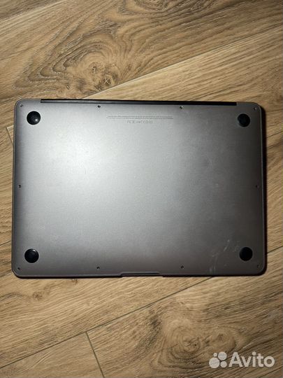 MacBook Air 13 2012 идеал, новая батарейка