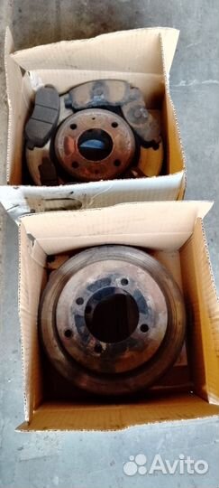 Тормозные диски и колодки лансер9