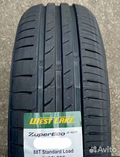 Westlake Zuper Eco Z-107 215/45 R18 93W
