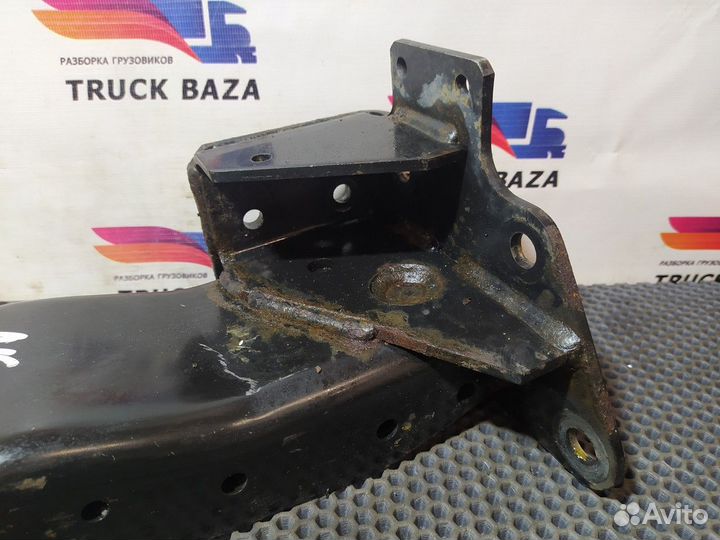 9305201433 Кронштейн подножки левый