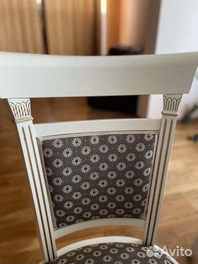 Стулья от обеденного стола. Модель: Venezia.Италия