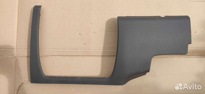 Накладка панели нижняя Skoda Kodiaq