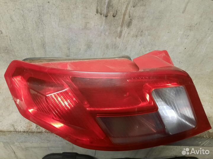 Задний левый фонарь Geely Emgrand EC7 хэтчбек