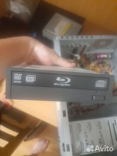 Привод, дисковод CD DVD Blu-ray