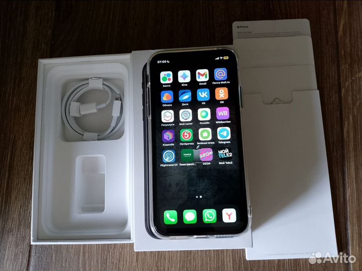 iPhone Xr, 64 ГБ