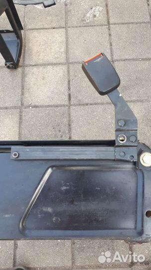 Тумбы под сиденья