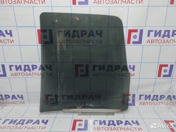 Стекло двери задней правой Toyota Tundra (XK50) 68